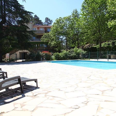 Apart'Hotel Les 4 Sources Corbés Екстериор снимка
