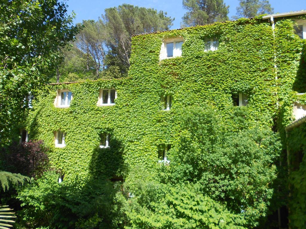 Apart'Hotel Les 4 Sources Corbés Екстериор снимка
