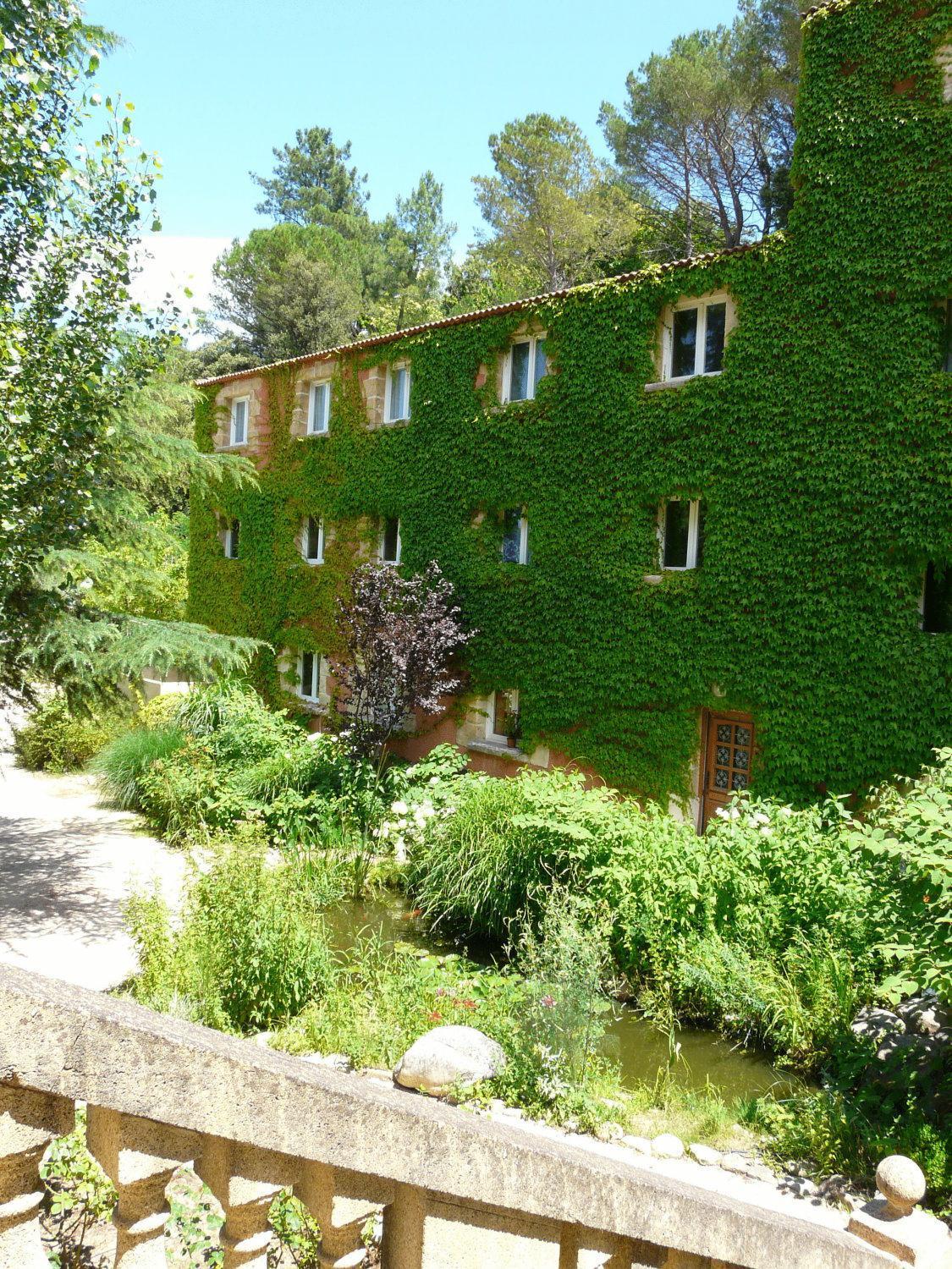 Apart'Hotel Les 4 Sources Corbés Екстериор снимка