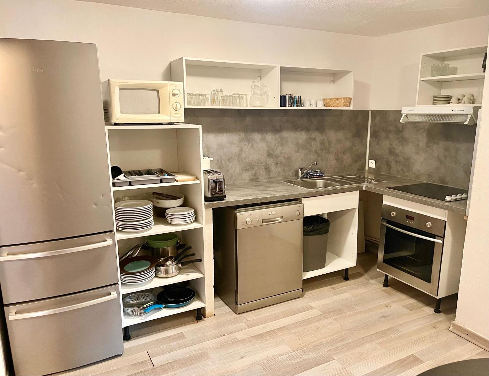 Apart'Hotel Les 4 Sources Corbés Екстериор снимка