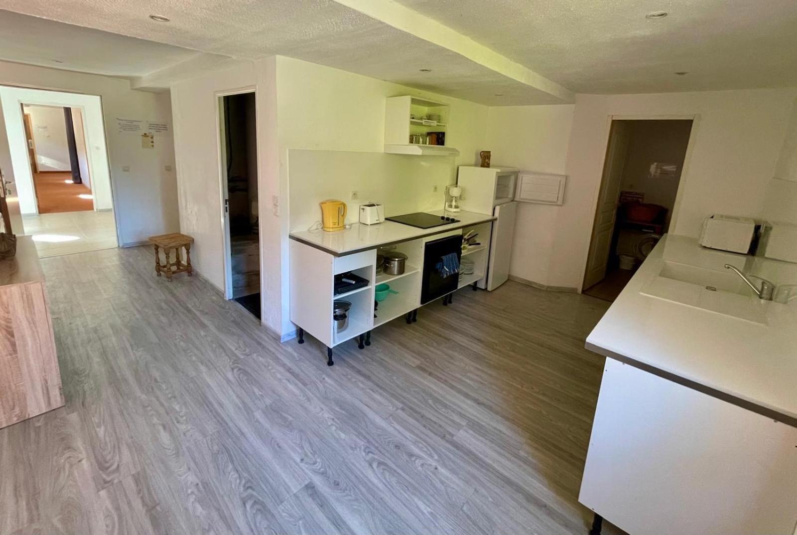 Apart'Hotel Les 4 Sources Corbés Екстериор снимка