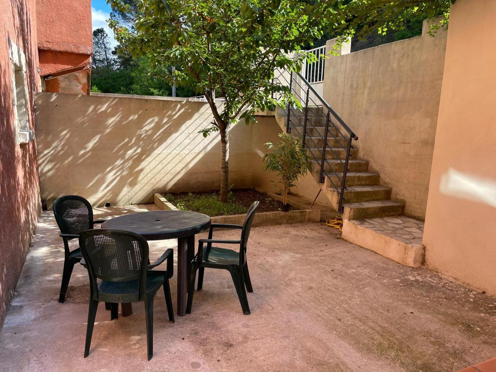 Apart'Hotel Les 4 Sources Corbés Екстериор снимка