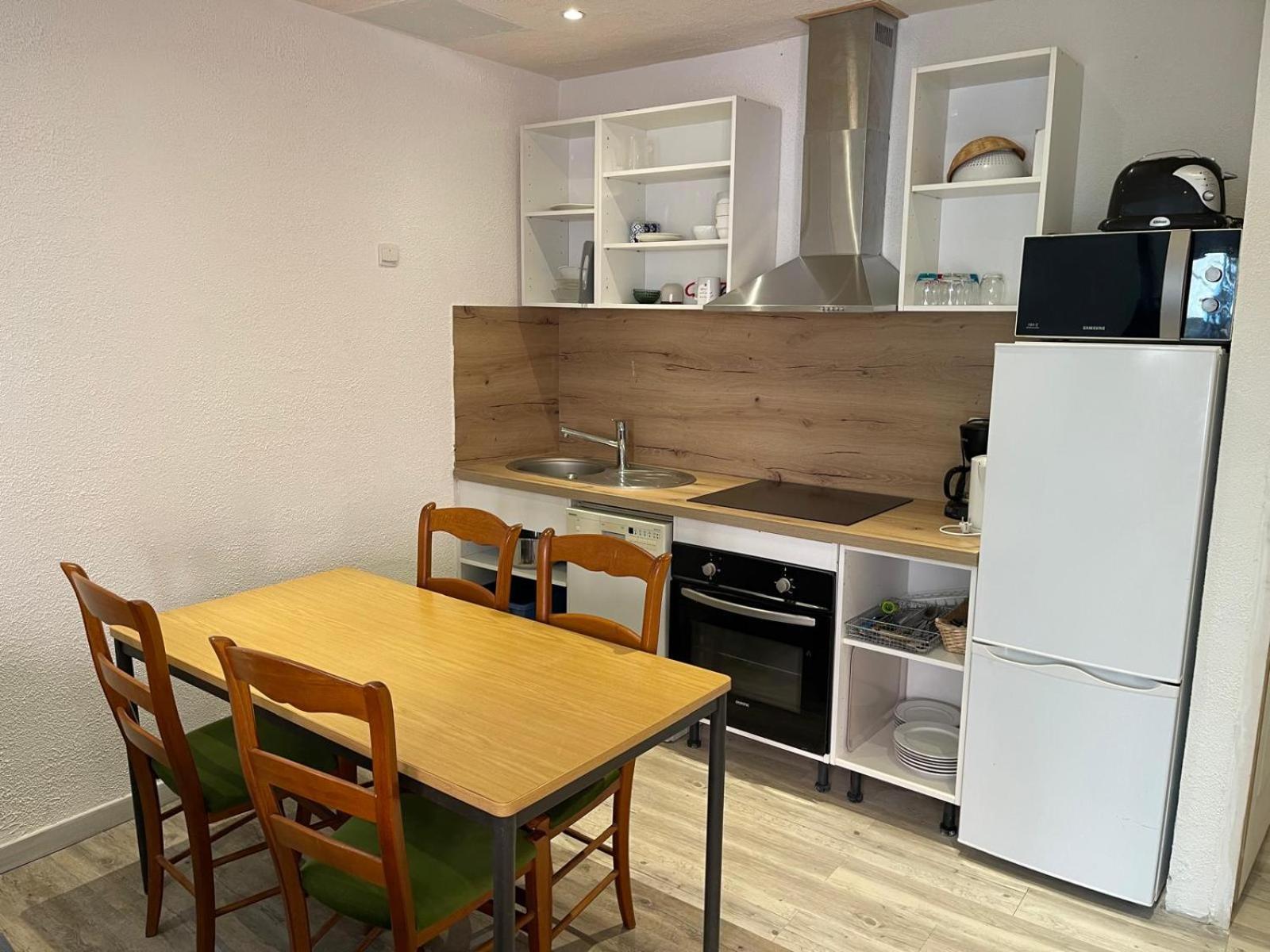Apart'Hotel Les 4 Sources Corbés Екстериор снимка