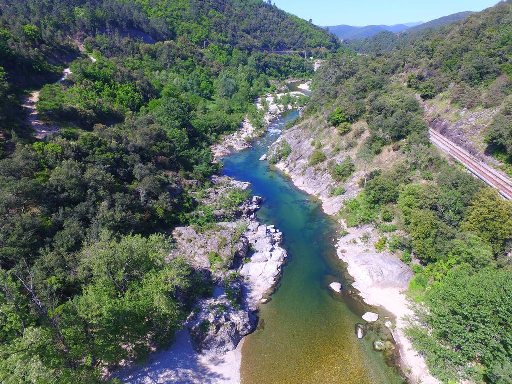 Apart'Hotel Les 4 Sources Corbés Екстериор снимка