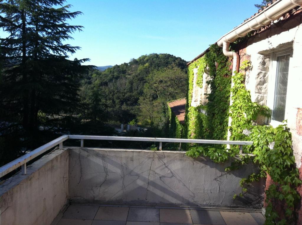 Apart'Hotel Les 4 Sources Corbés Екстериор снимка