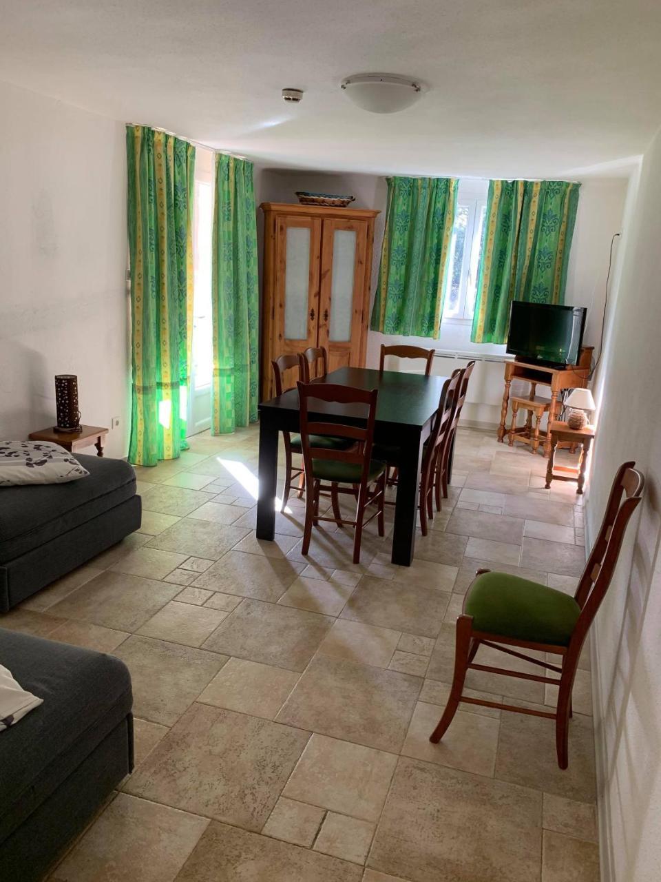 Apart'Hotel Les 4 Sources Corbés Екстериор снимка