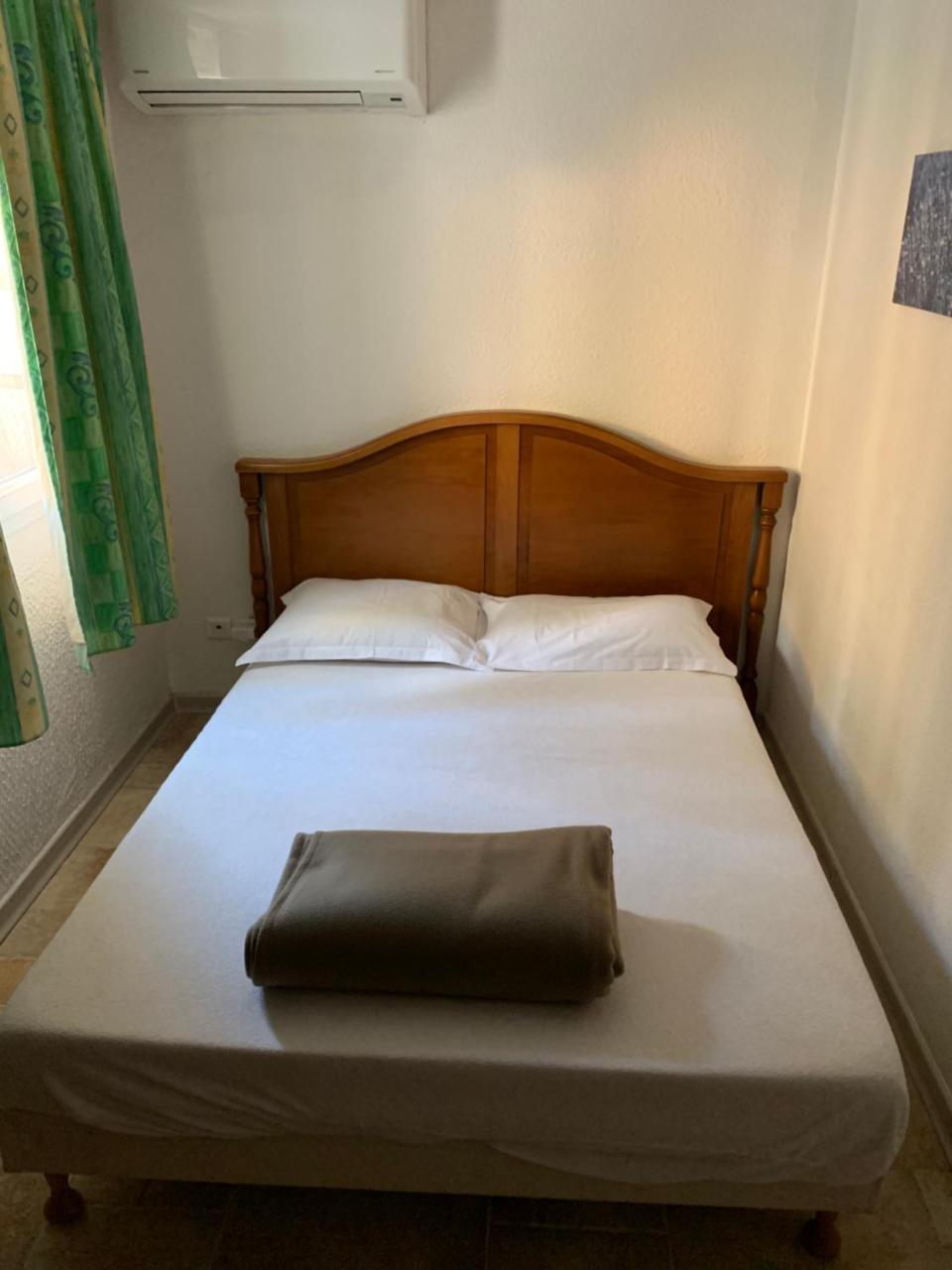 Apart'Hotel Les 4 Sources Corbés Екстериор снимка