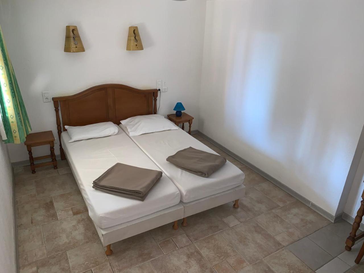 Apart'Hotel Les 4 Sources Corbés Екстериор снимка